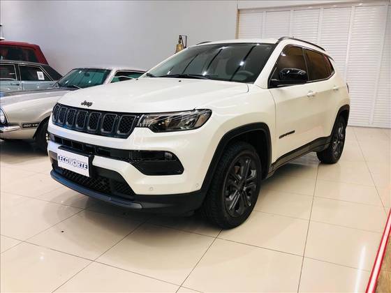 JEEP COMPASS 1.3 T270 TURBO FLEX LONGITUDE AT6 JEEP COMPASS 1.3 T270 TURBO FLEX LONGITUDE AT6